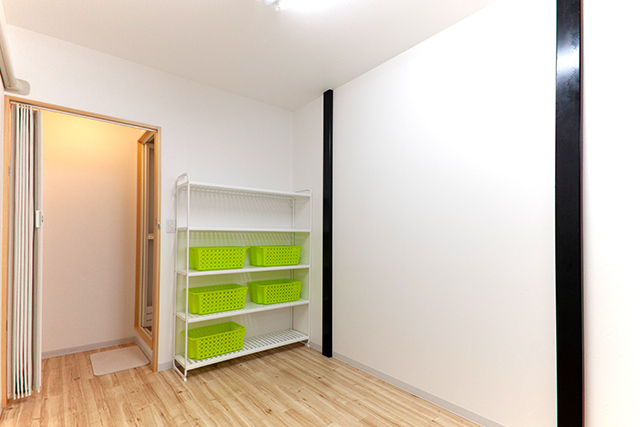 ジャンパワートランポリン