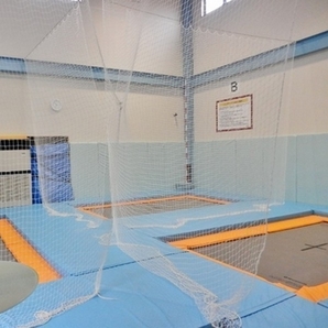 トランポリン＆カフェ「クート」