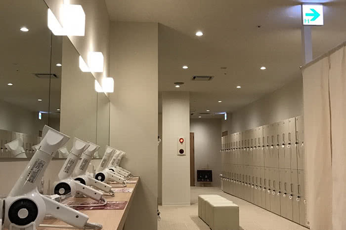 ホットヨガスタジオ loIve（ロイブ）金沢店